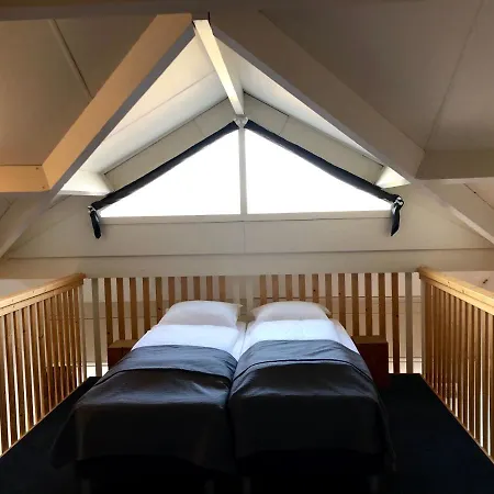 Bed & Breakfast De Biesbosch - In 't Riet