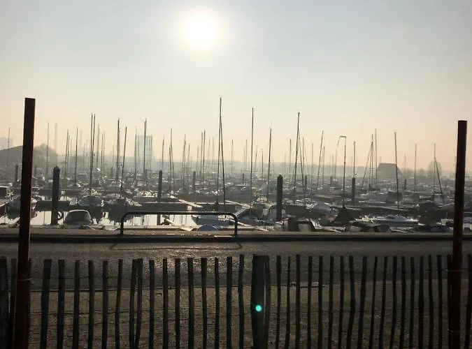 De Biesbosch - In 't Riet Bed & Breakfast