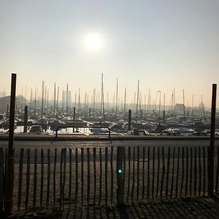 De Biesbosch - In 't Riet 住宿加早餐酒店